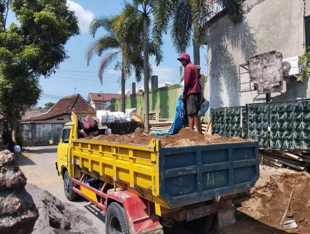 Manfaatkan Jasa Urug untuk Mempercepat Pembangunan Rumah